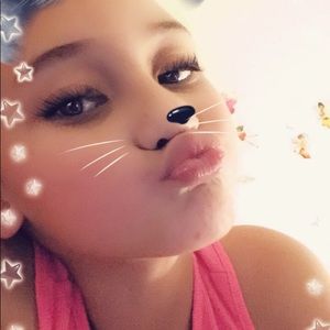 Meet your Posher, Taniah